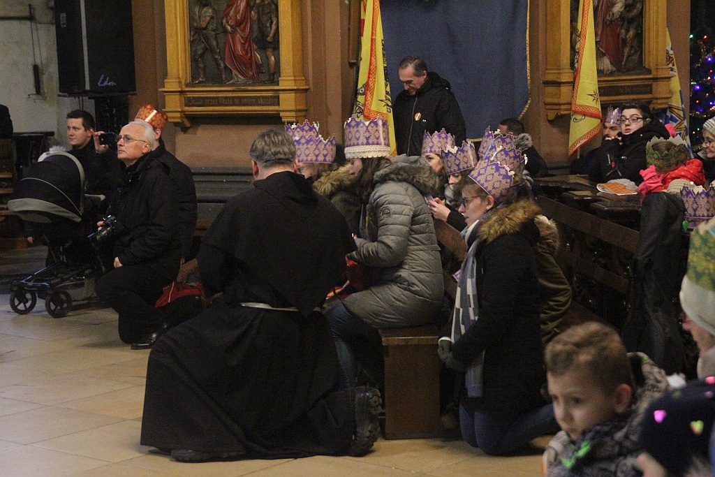 Ulicami Legnicy przeszedł Orszak Trzech Króli
