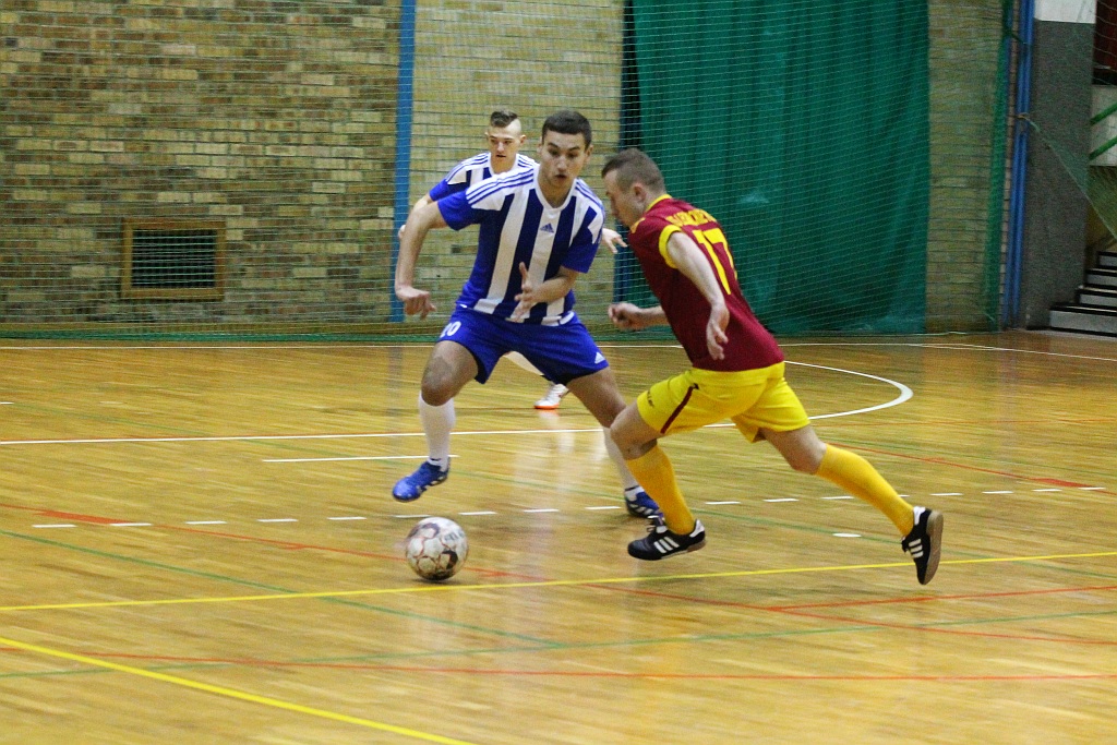 Legnicka Liga Halowa: mistrz wrócił na zwycięską ścieżkę