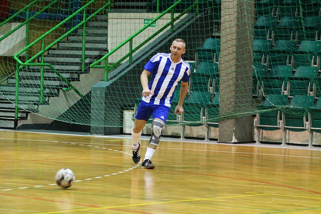 Legnicka Liga Halowa: mistrz wrócił na zwycięską ścieżkę