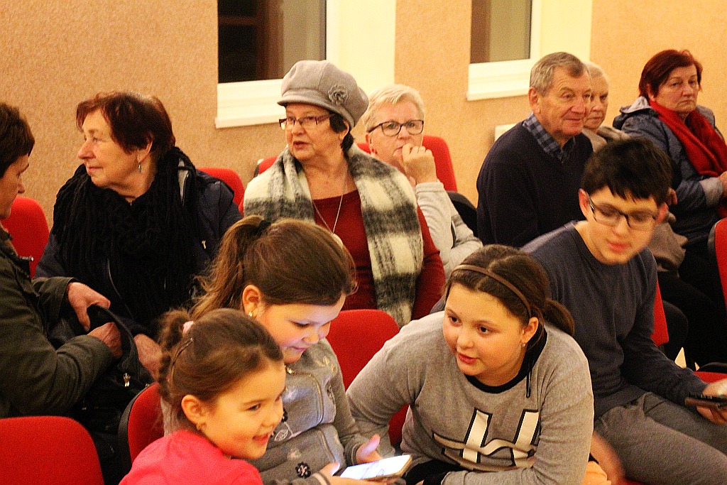 Kolędnicy w gminie Miłkowice zbierają pieniądze na WOŚP