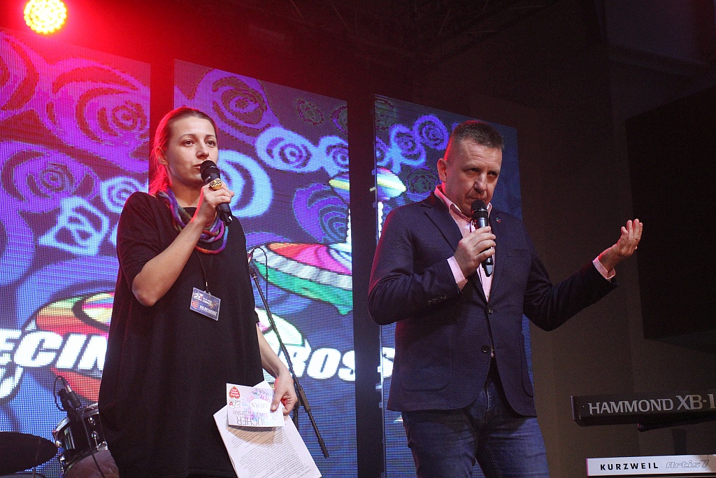 WOŚP: Legniczanie licytują w Sali Maneżowej na rzecz Orkiestry