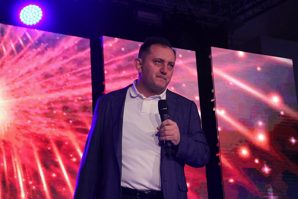 WOŚP: Kolejne licytacje i występy na scenie Sali Maneżowej