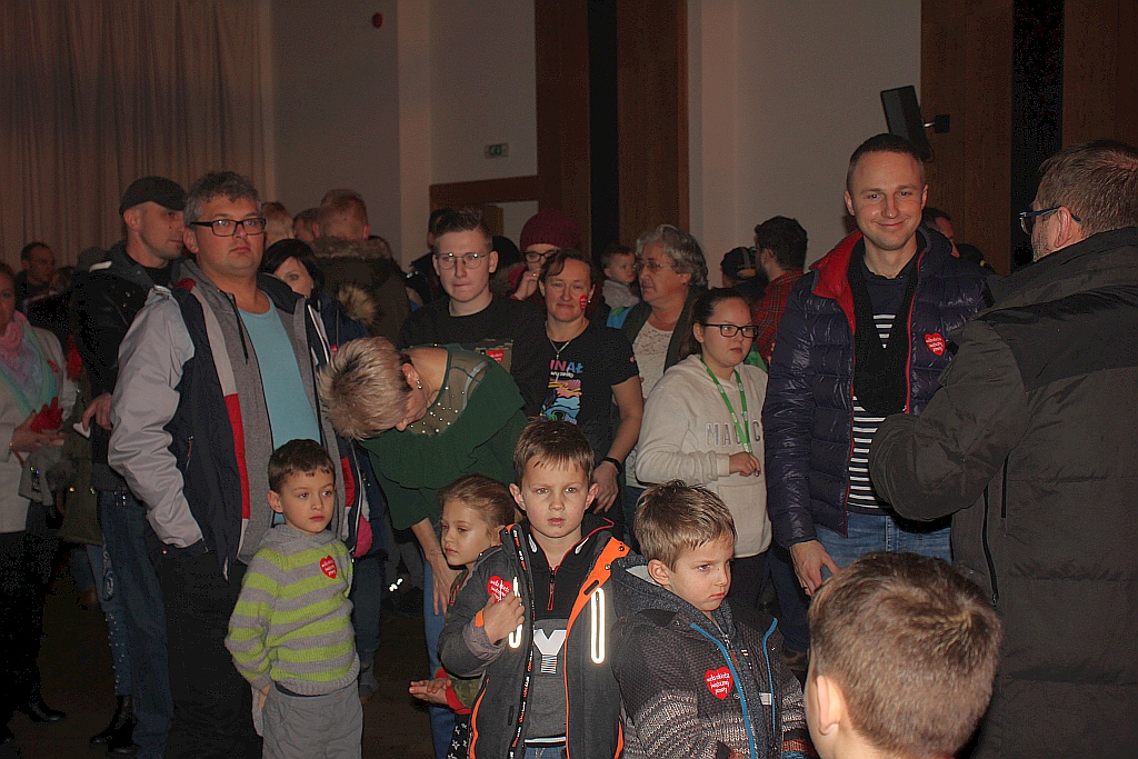 WOŚP: Legniczanie licytują w Sali Maneżowej na rzecz Orkiestry