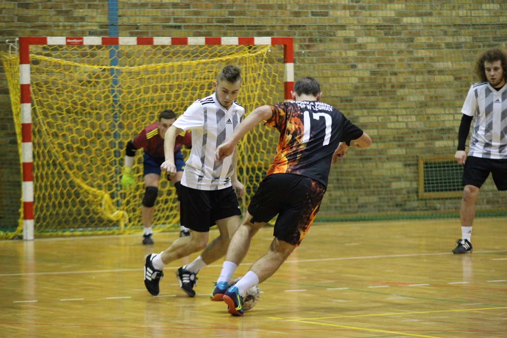 LLH: Fire ograł Futbol. Auto-Elektryk mistrzem Legnicy