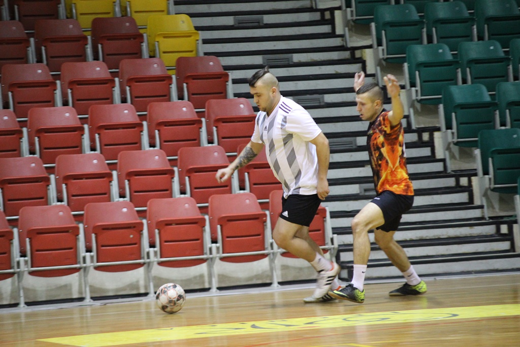 LLH: Fire ograł Futbol. Auto-Elektryk mistrzem Legnicy