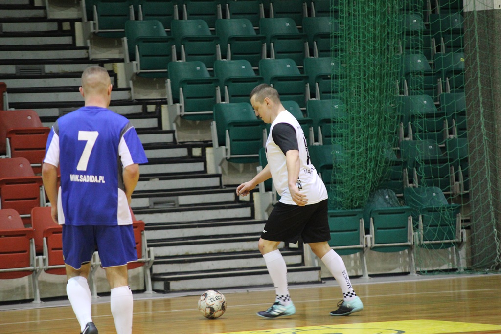 LLH: Fire ograł Futbol. Auto-Elektryk mistrzem Legnicy