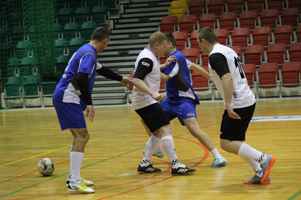 LLH: Fire ograł Futbol. Auto-Elektryk mistrzem Legnicy
