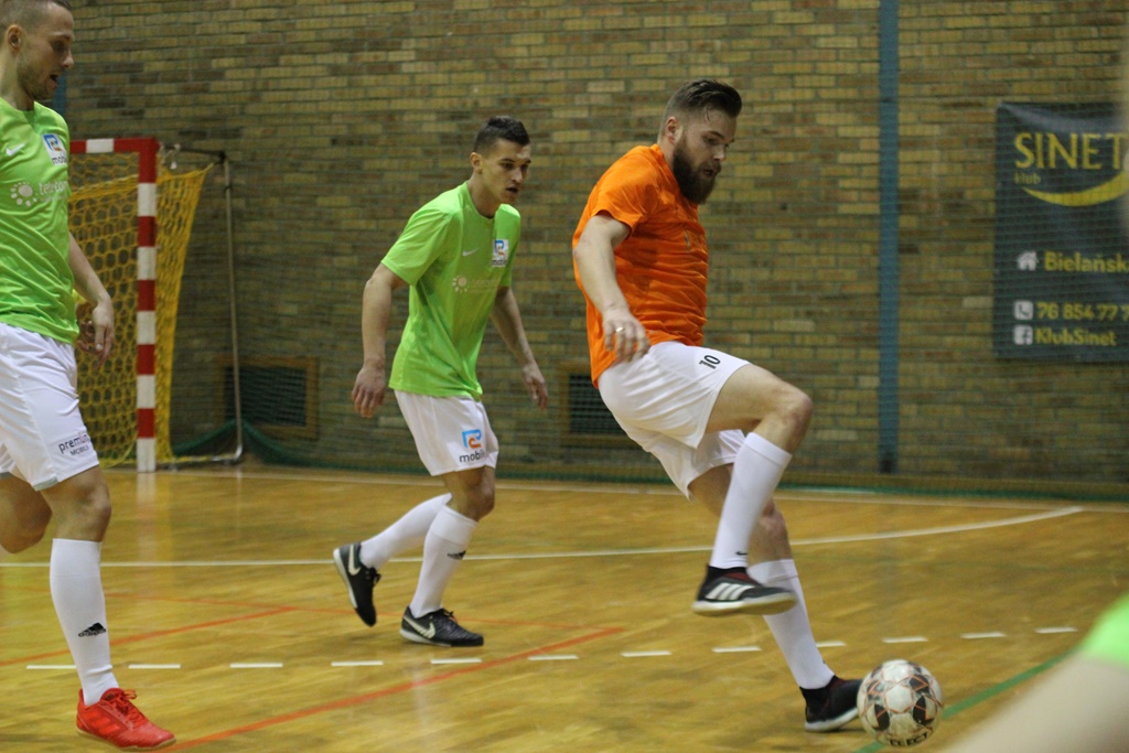 LLH: Fire ograł Futbol. Auto-Elektryk mistrzem Legnicy