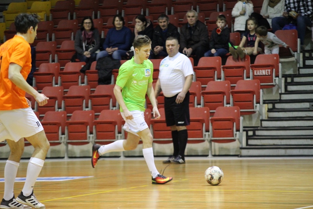 LLH: Fire ograł Futbol. Auto-Elektryk mistrzem Legnicy
