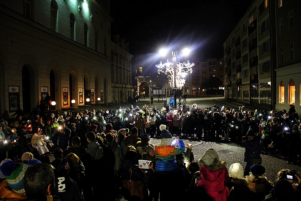 Legniczanie wsparli Jurka Owsiaka tworząc 