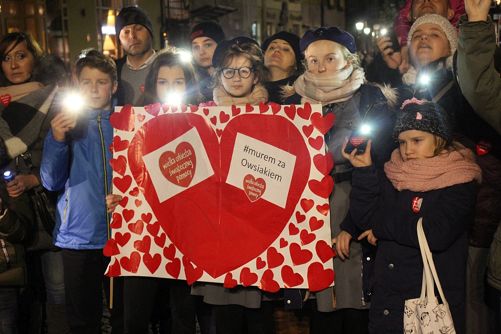 Legniczanie wsparli Jurka Owsiaka tworząc 