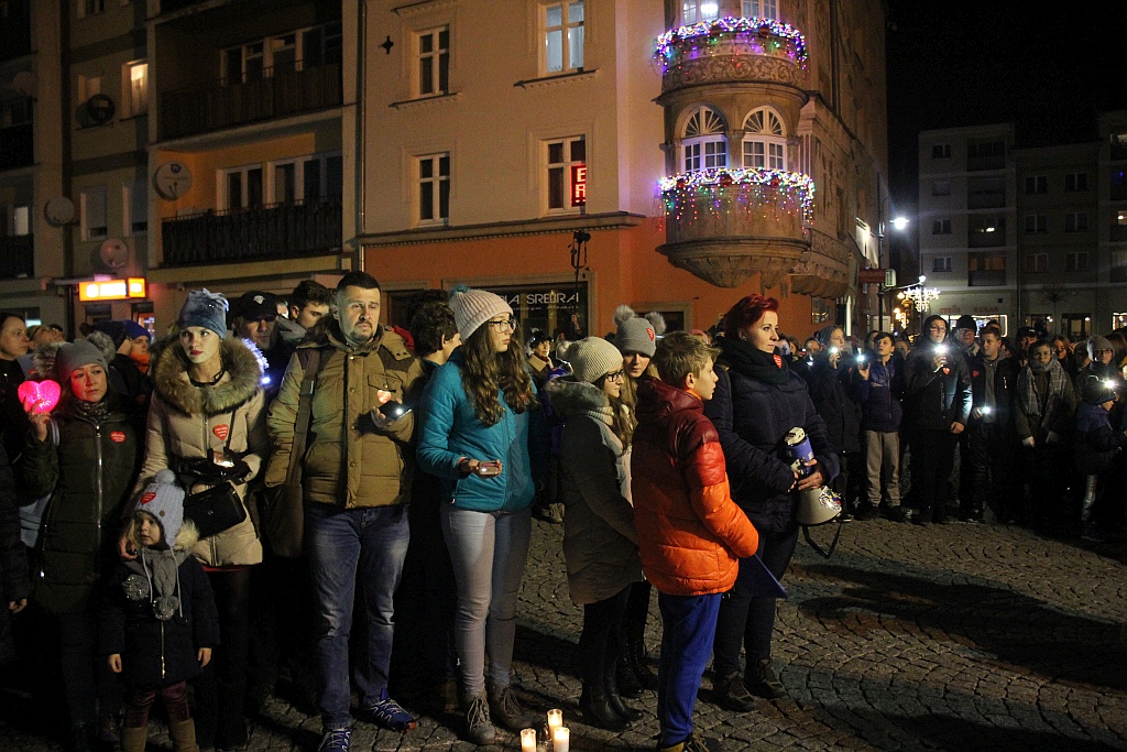Legniczanie wsparli Jurka Owsiaka tworząc 
