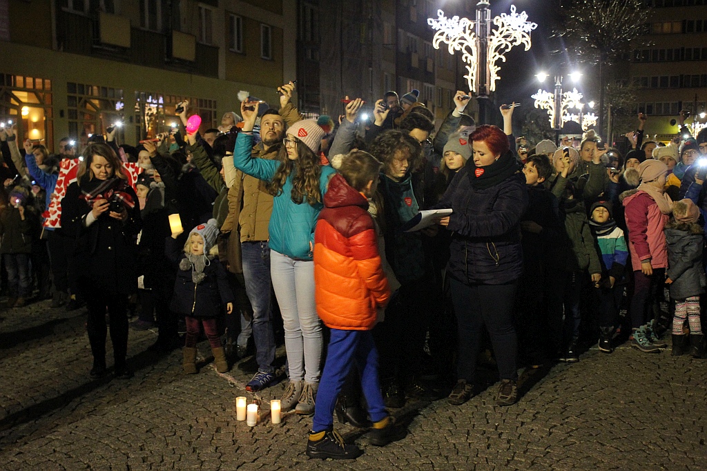 Legniczanie wsparli Jurka Owsiaka tworząc 