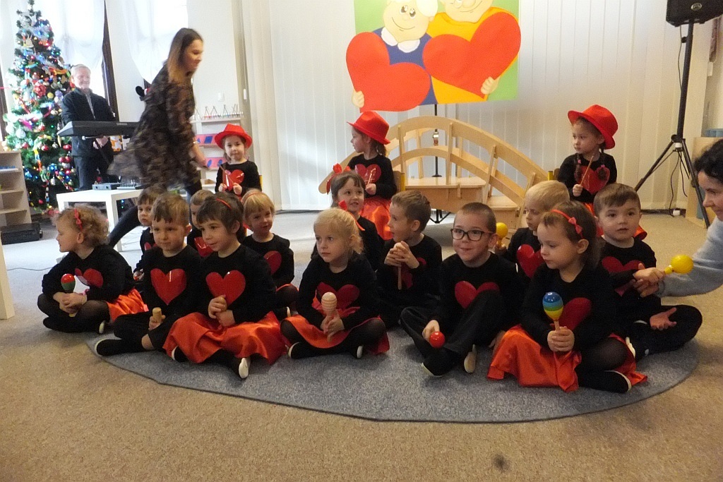 Dzień Babci i Dziadka w Klubie Małego Montessorka