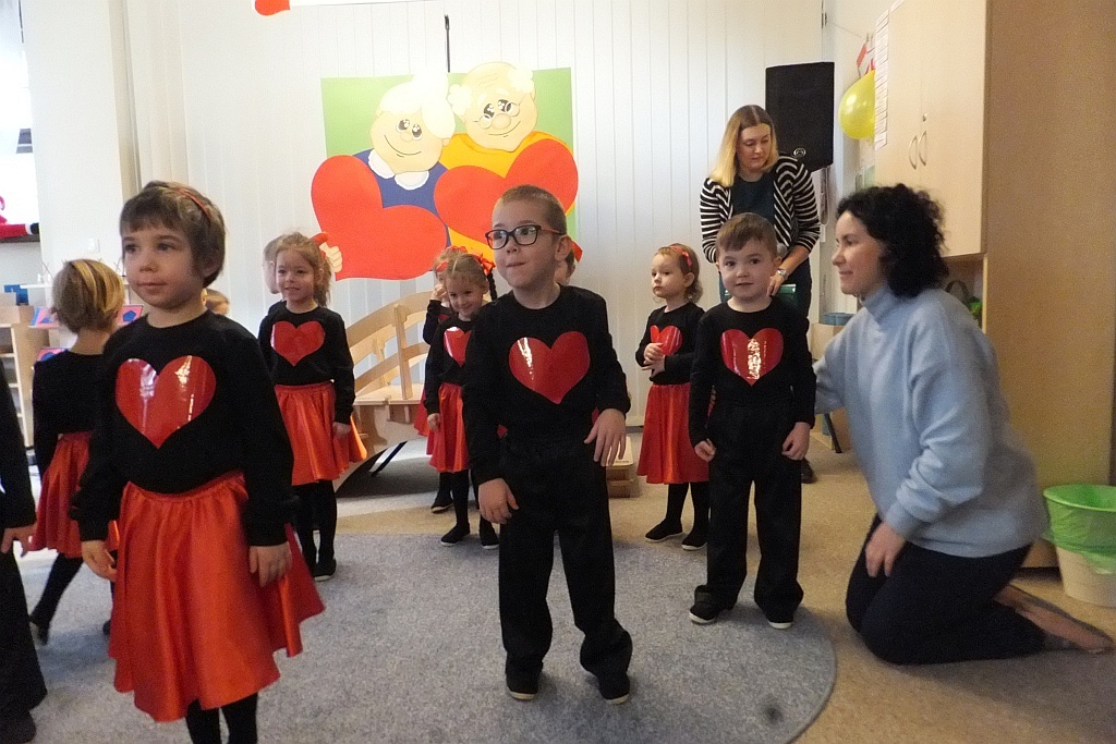 Dzień Babci i Dziadka w Klubie Małego Montessorka
