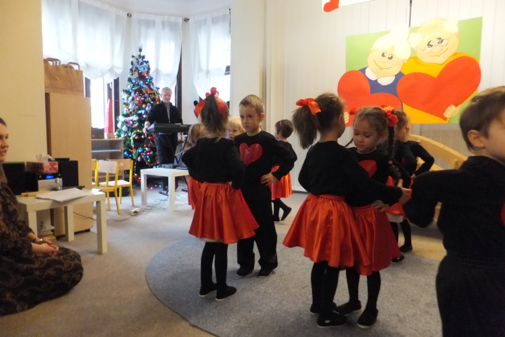 Dzień Babci i Dziadka w Klubie Małego Montessorka