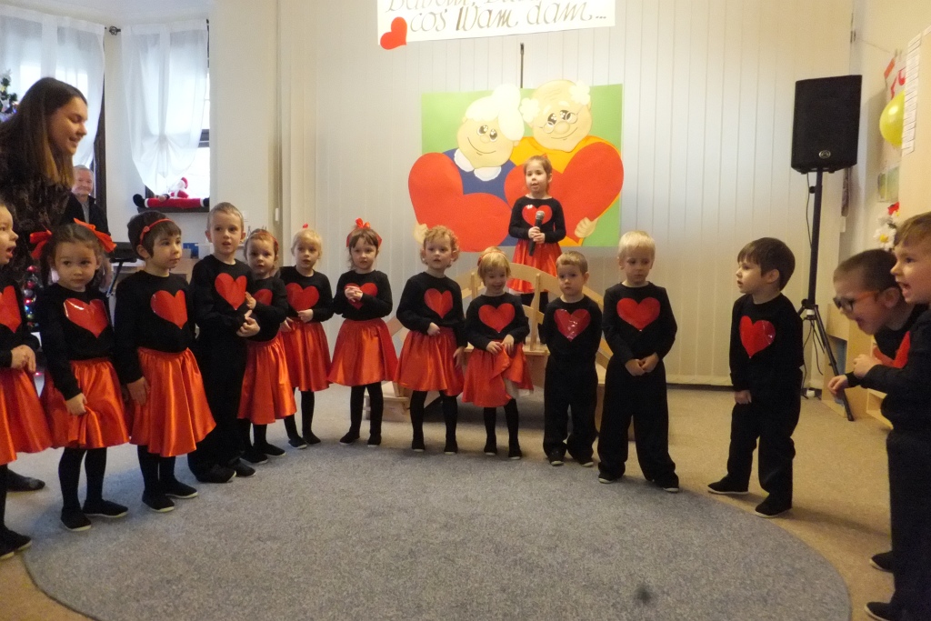 Dzień Babci i Dziadka w Klubie Małego Montessorka