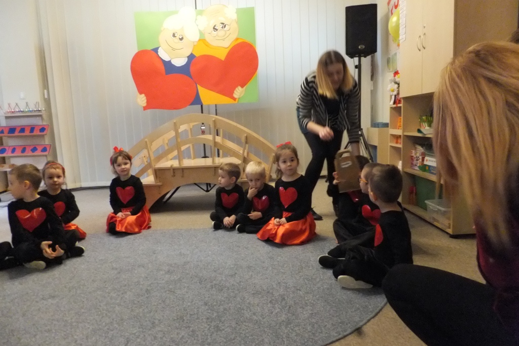 Dzień Babci i Dziadka w Klubie Małego Montessorka