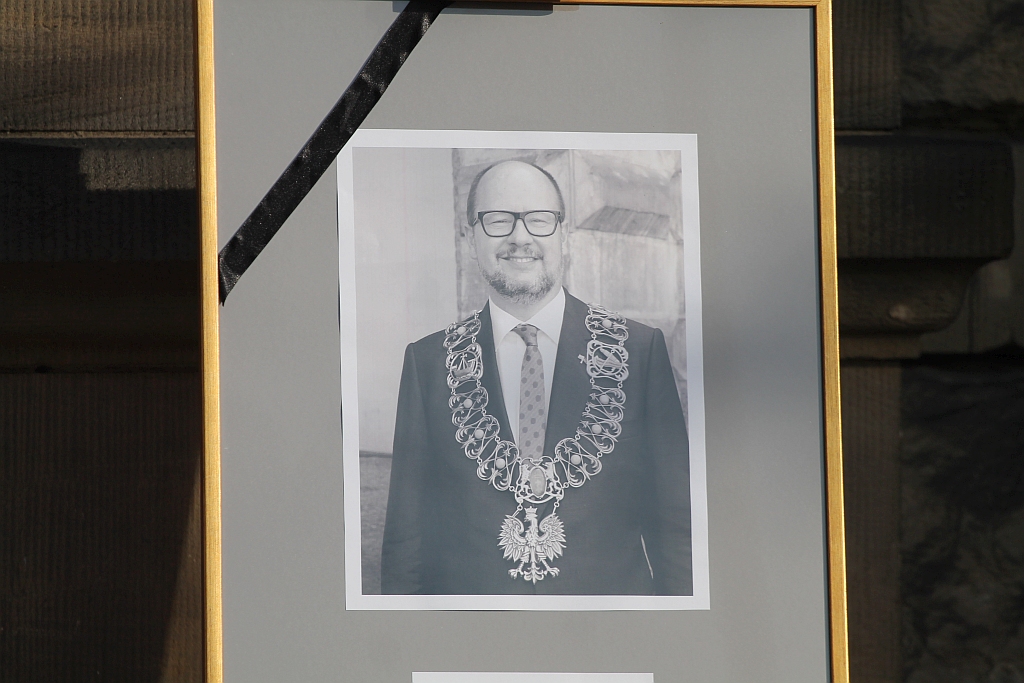 Legniczanie także pożegnali Pawła Adamowicza
