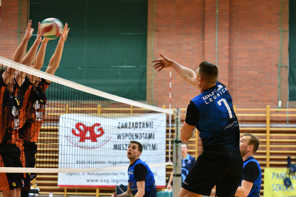 Kolejna porażka Ikara. Tym razem z WKS Sobieski Arena Żagań 2:3