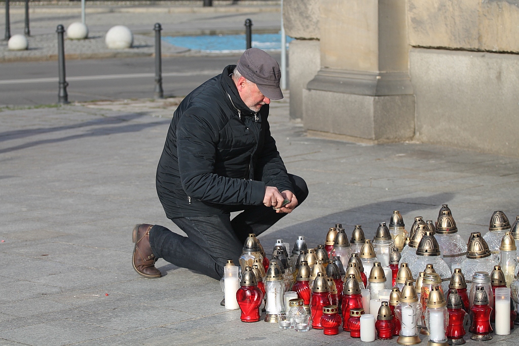 Legniczanie także pożegnali Pawła Adamowicza