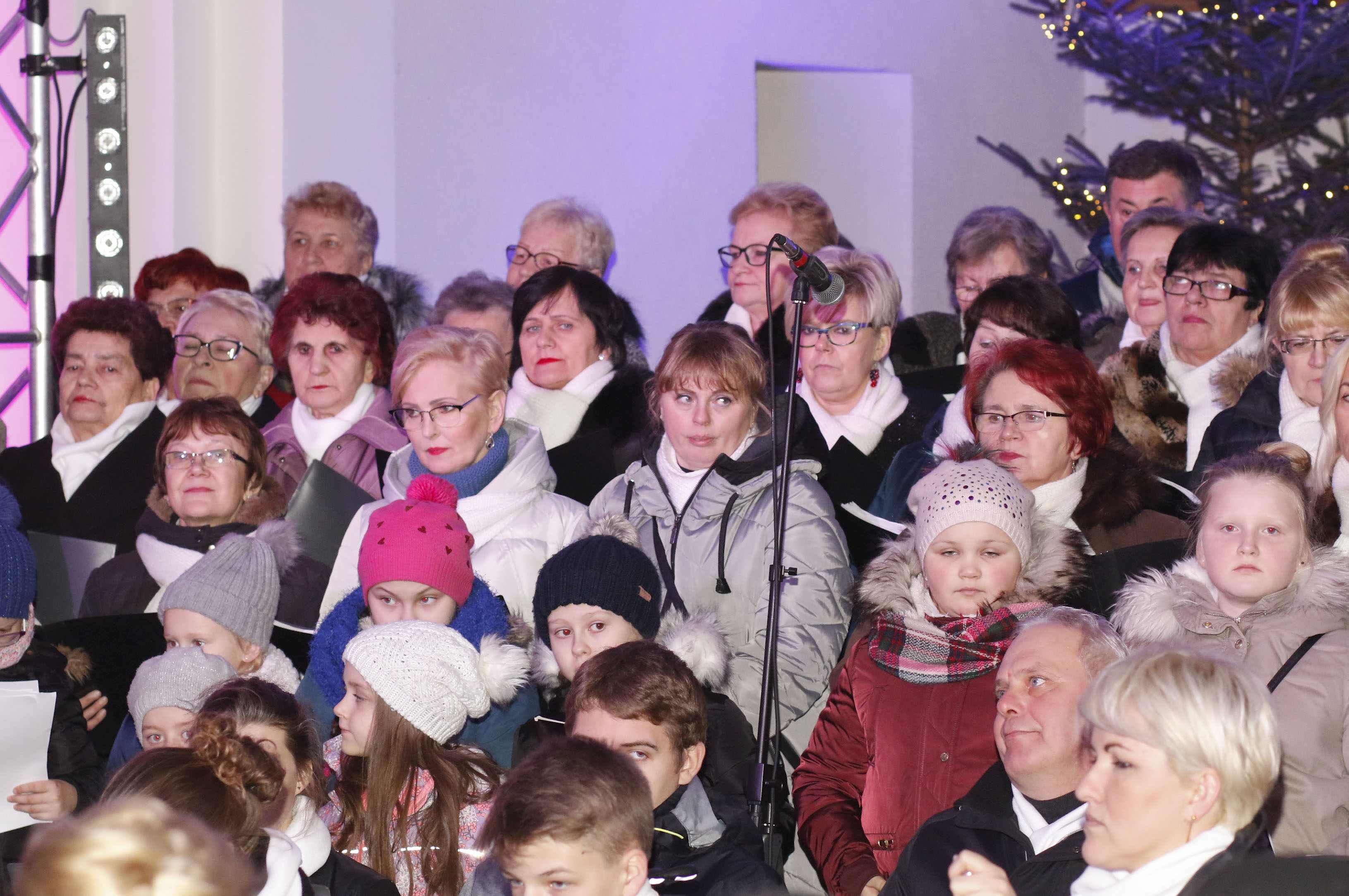 Mieszkańcy Miłkowic wysłuchali koncertu w kościele parafialnym