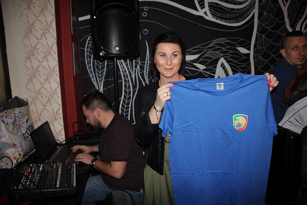Czwartkowe charytatywne karaoke dla Beaty Radomskiej