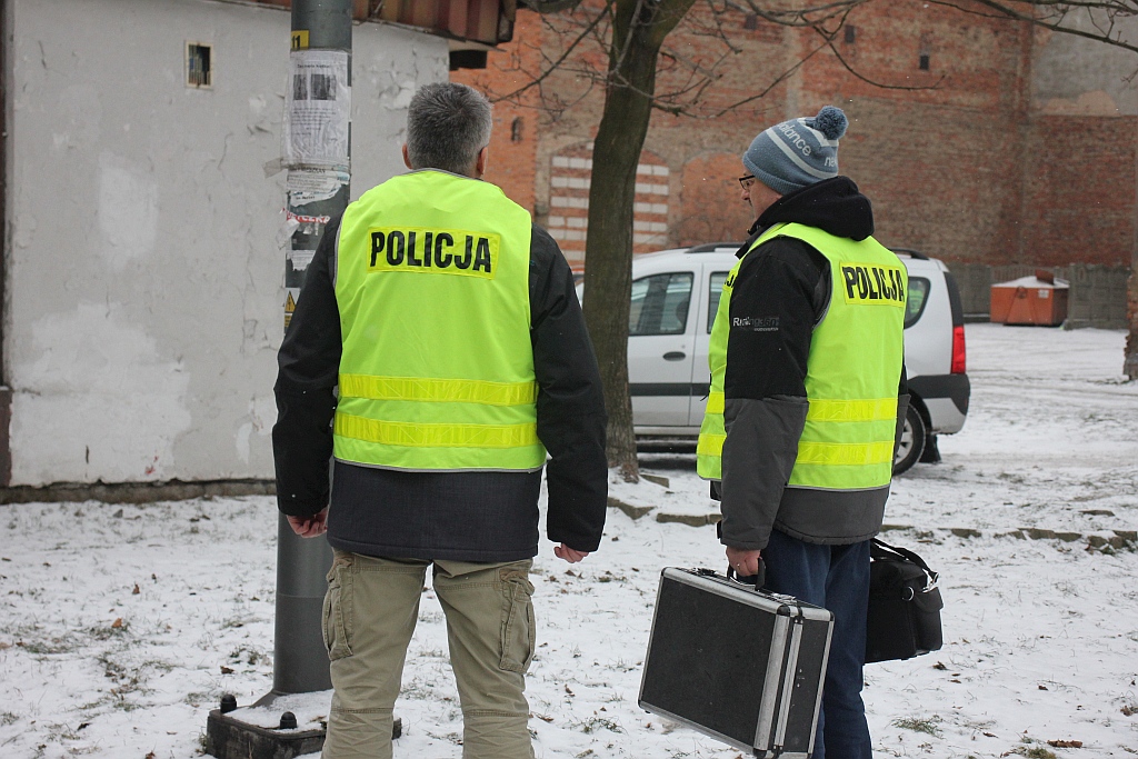 Na poczcie Nowym Świecie znaleziono paczkę z nieznaną substancją