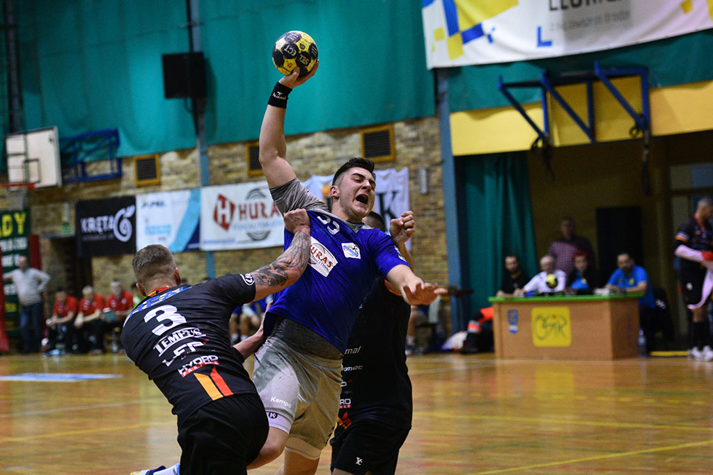 Cenne zwycięstwo Siódemki Miedź Legnica