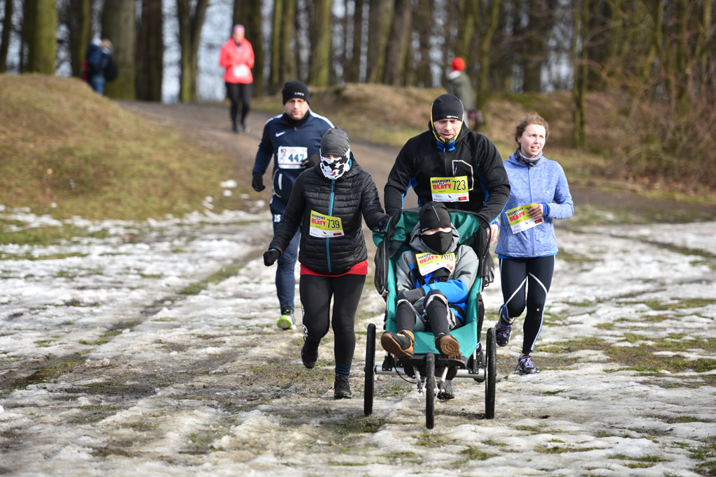 Pobiegli dla Beaty żeby uratować jej chorą nogę