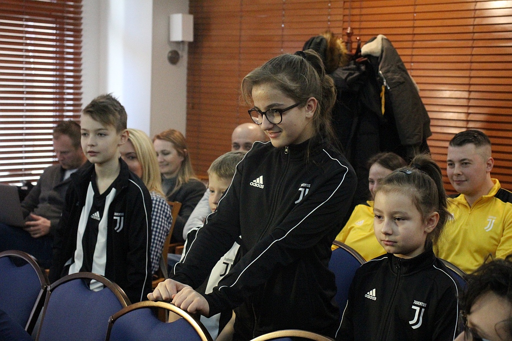 Lorenzo Grossi wizytuje akademię piłkarską Juventus Academy