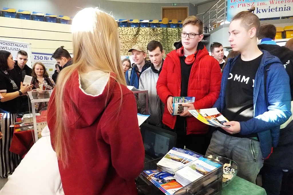 Tłumnie było na X prezentacjach edukacyjnych w PWSZ im. Witelona