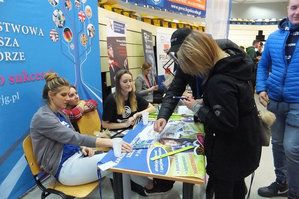 Tłumnie było na X prezentacjach edukacyjnych w PWSZ im. Witelona