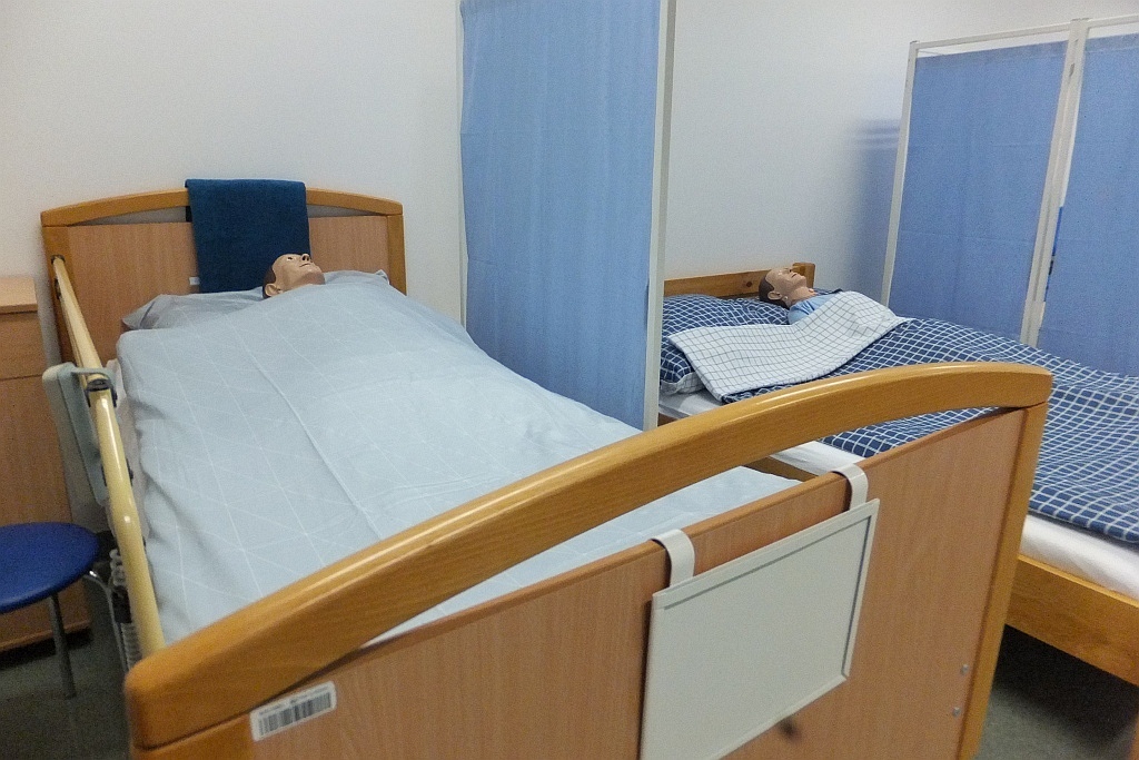 Uroczyste otwarcie nowych pracowni dla studentów pielęgniarstwa