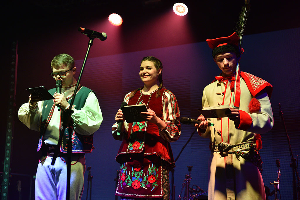 Jeden koncert, trzy narody, sześć zespołów w Sali Maneżowej