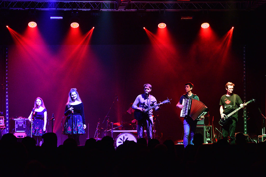 Jeden koncert, trzy narody, sześć zespołów w Sali Maneżowej