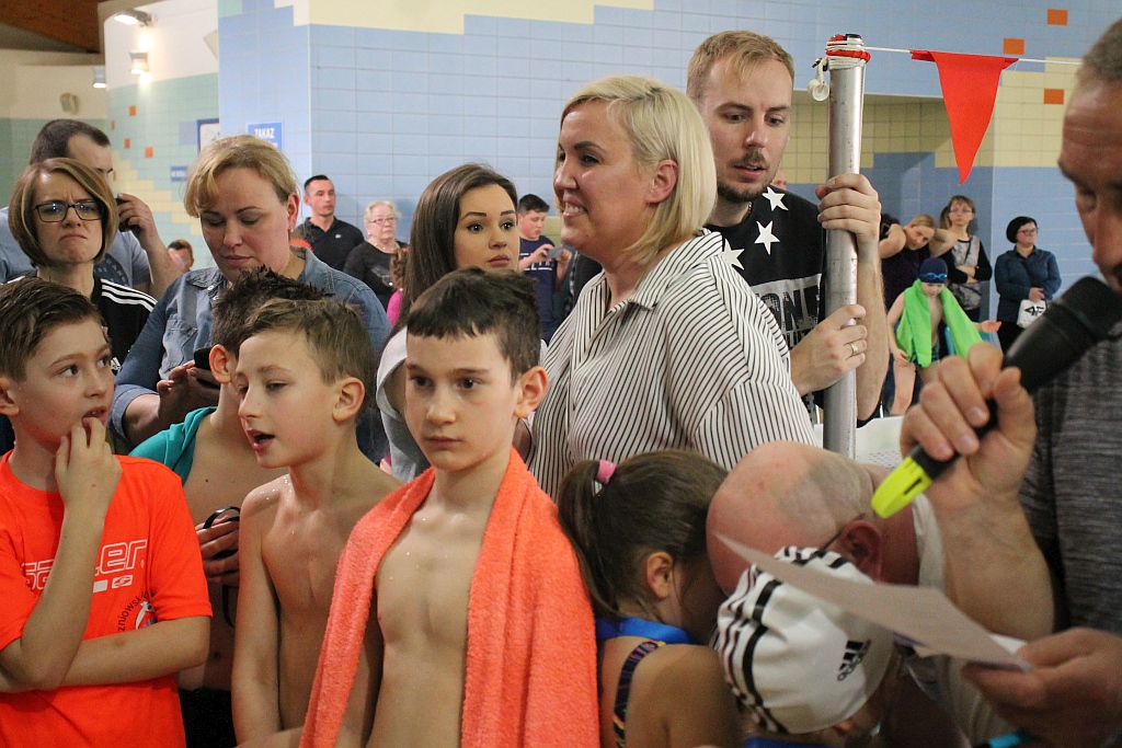 Najmłodsi legniccy pływacy rywalizowali na Delfinku