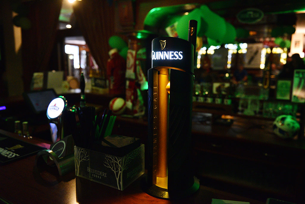 Irish Pub zaprosił na mecz Miedzi z Piastem Gliwice