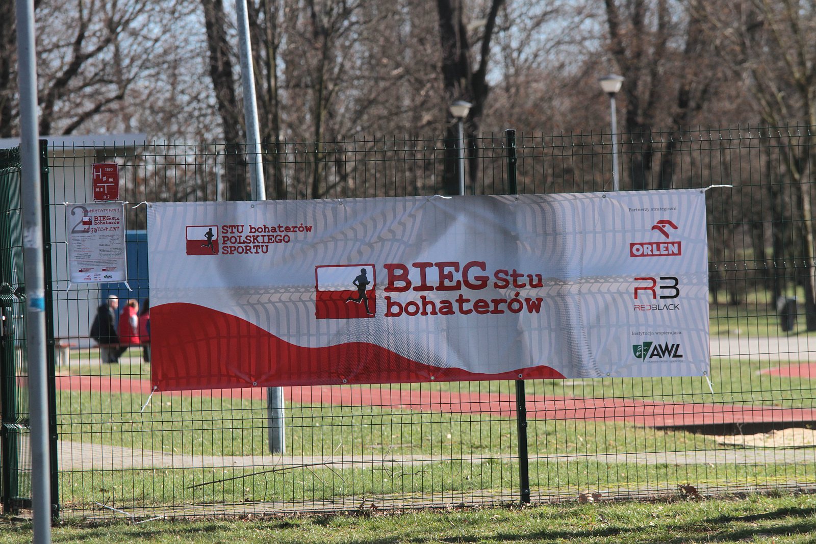 Około trzystu zawodników pobiegło w 2. Biegu Stu Bohaterów