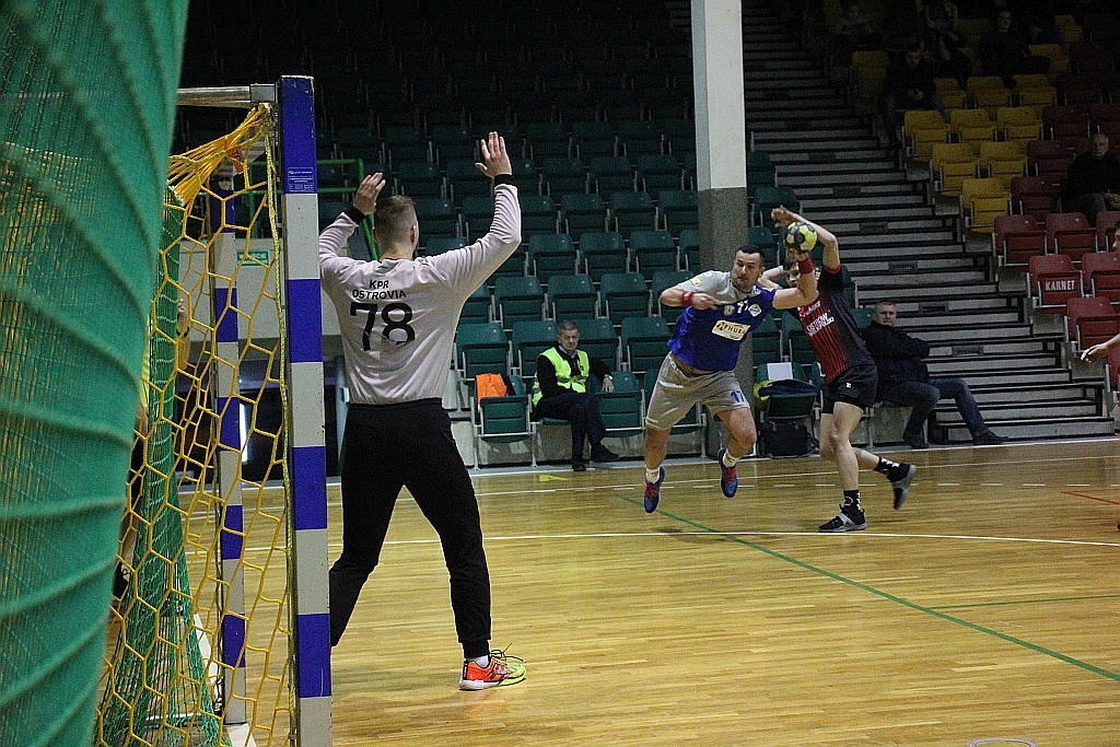 Siódemka Miedź Legnica wygrywa z Ostrovią Ostrów Wlkp. 29:23
