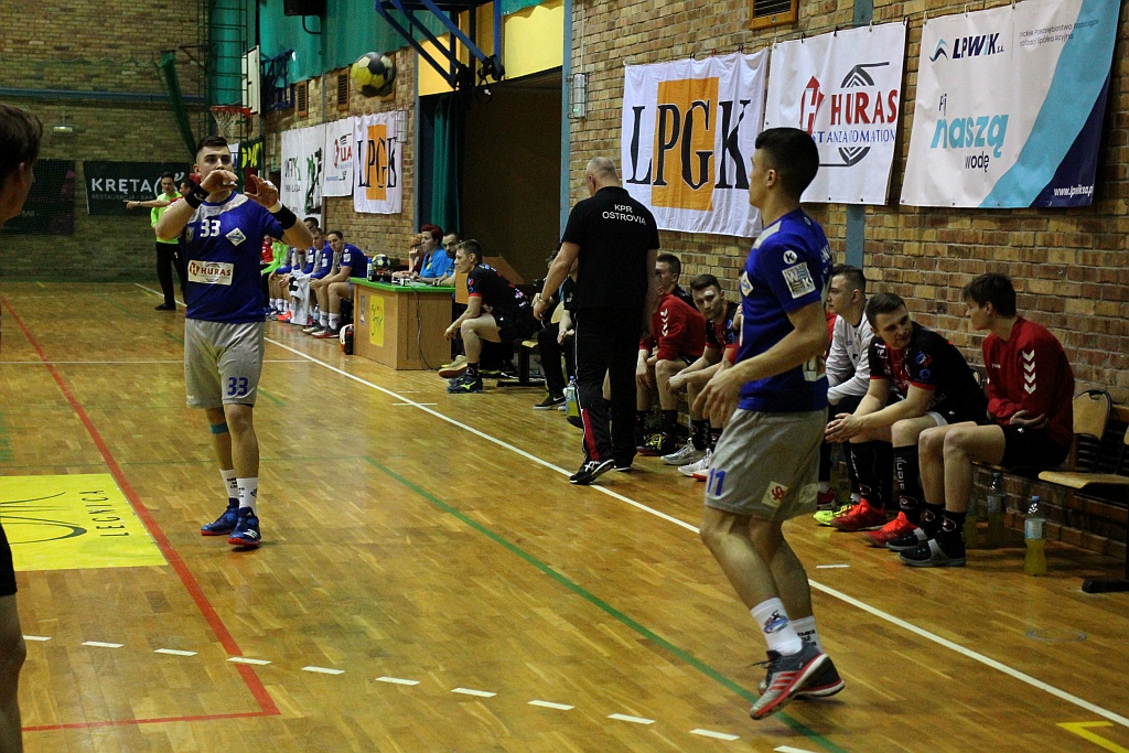 Siódemka Miedź Legnica wygrywa z Ostrovią Ostrów Wlkp. 29:23