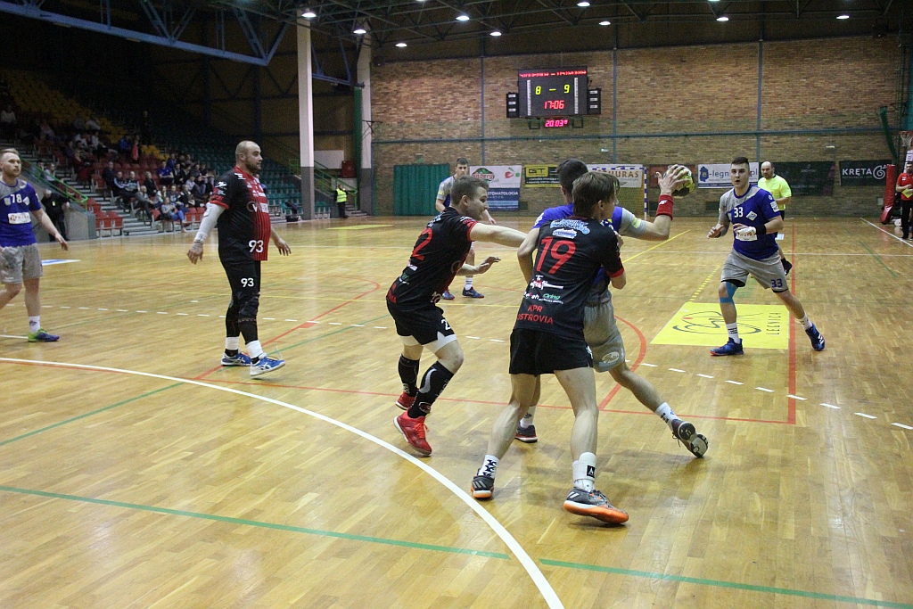 Siódemka Miedź Legnica wygrywa z Ostrovią Ostrów Wlkp. 29:23