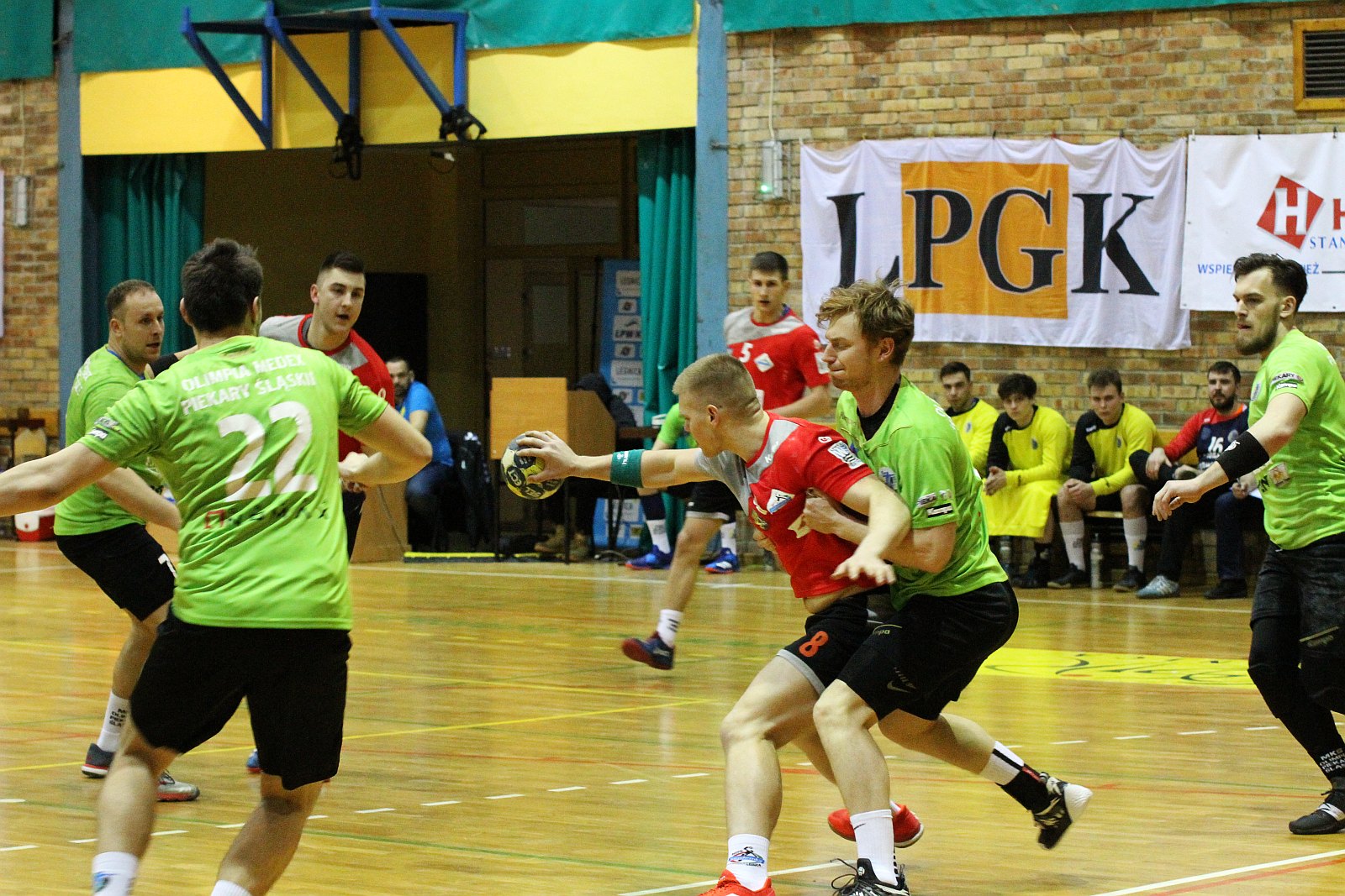Olimpia Piekary Śląskie pokonała po karnych Siódemkę Miedź