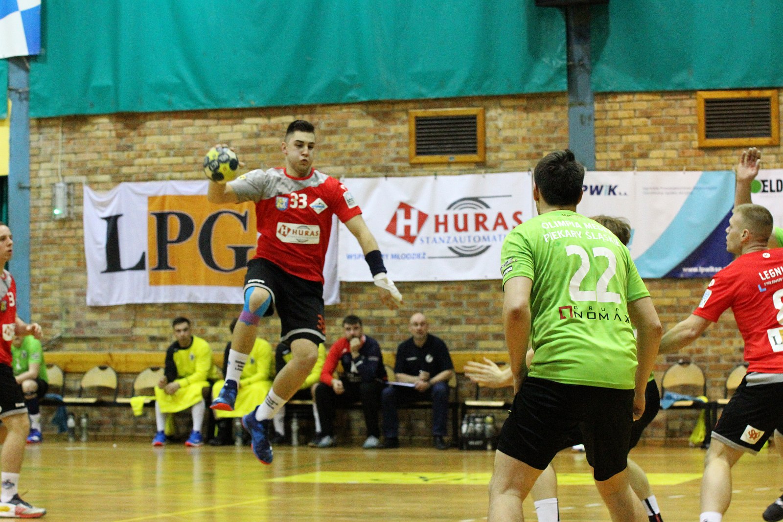 Olimpia Piekary Śląskie pokonała po karnych Siódemkę Miedź