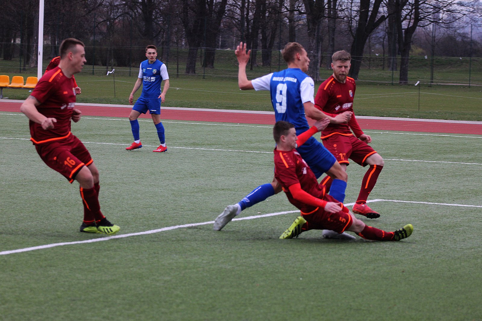 Lechia Dzierżoniów postraszyła trzecioligowe rezerwy Miedzi
