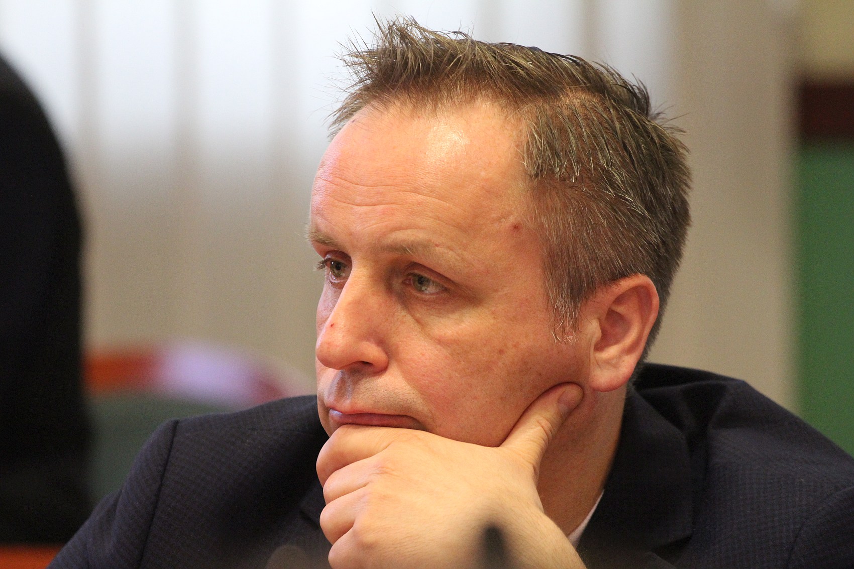 Marcowa sesja rady miejskiej Legnicy. Protest pracowników MPK