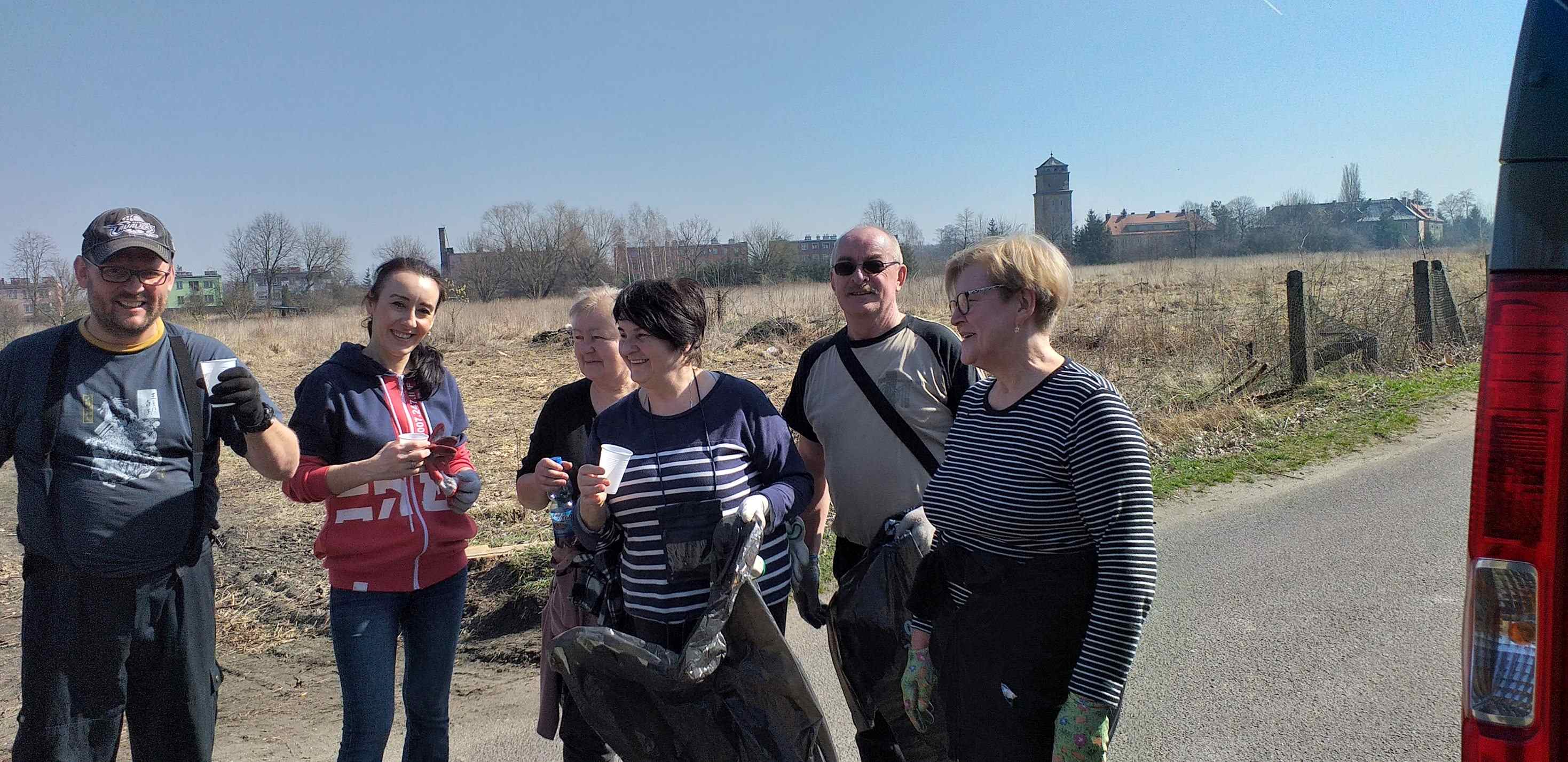 Mieszkańcy gminy Miłkowice porządkowali swoje otoczenie