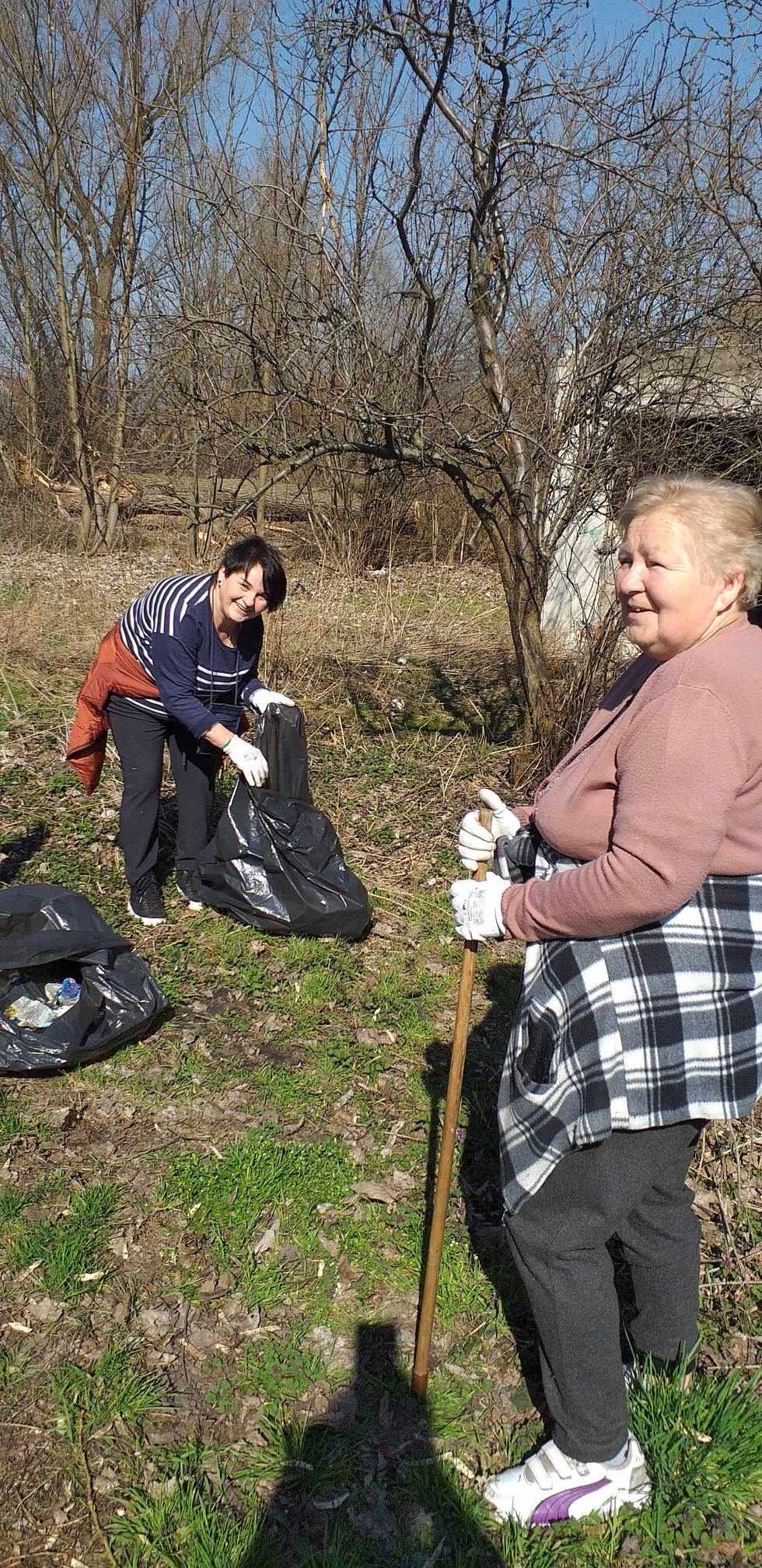 Mieszkańcy gminy Miłkowice porządkowali swoje otoczenie