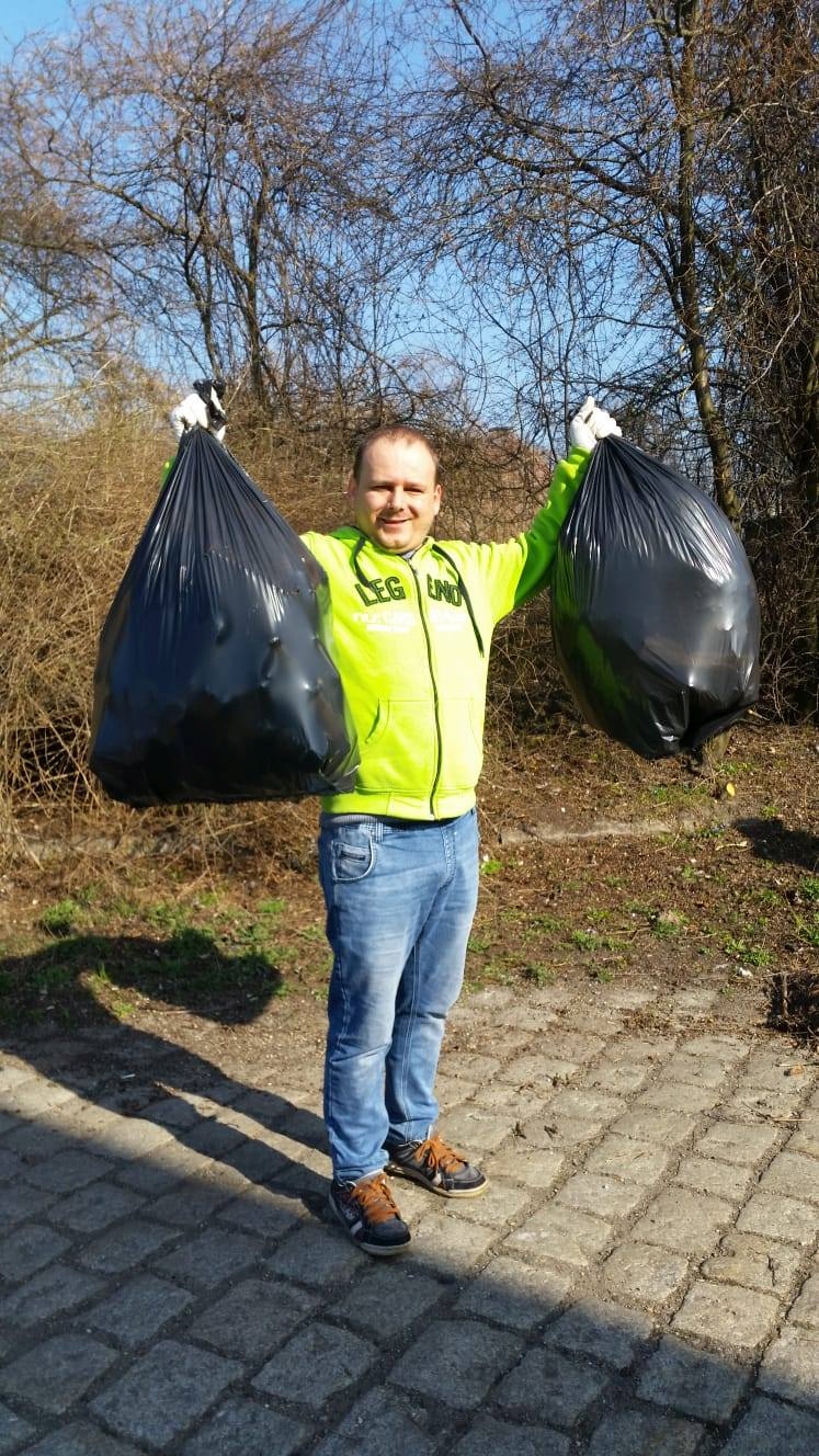 Mieszkańcy gminy Miłkowice porządkowali swoje otoczenie