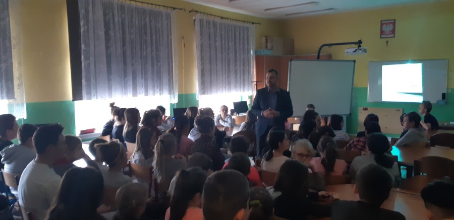Muła gościł w Kunicach z wykładem o św. Jadwidze Śląskiej